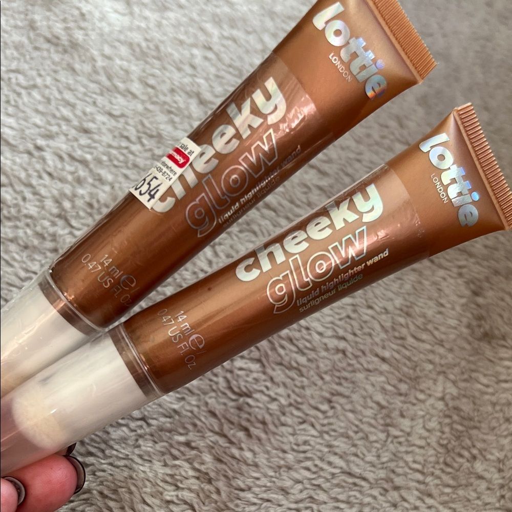 2 Lottie London Cheeky Glow liquid highlighter wand Golden Glaze